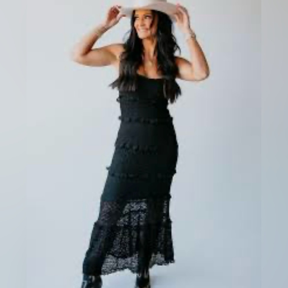 L'atiste Tiered Lace Ruffle Dress Women's Size Small